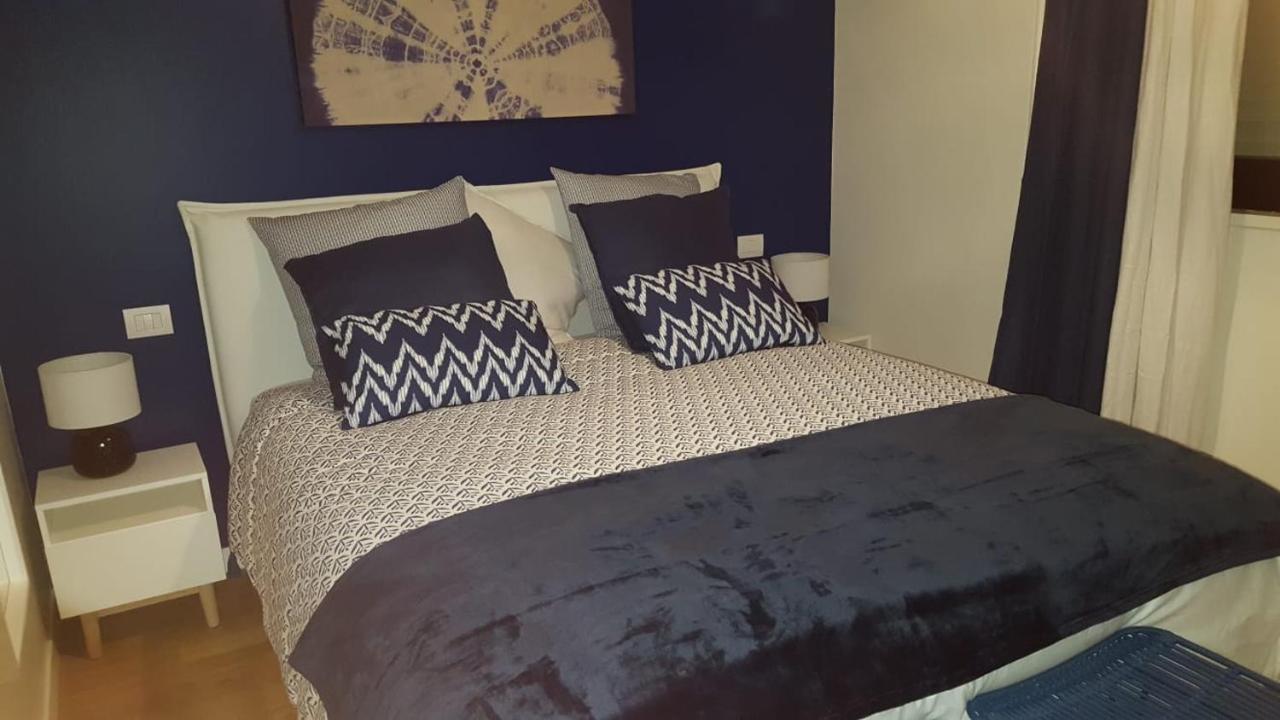 Gatto Bianco Apartment Бари Экстерьер фото