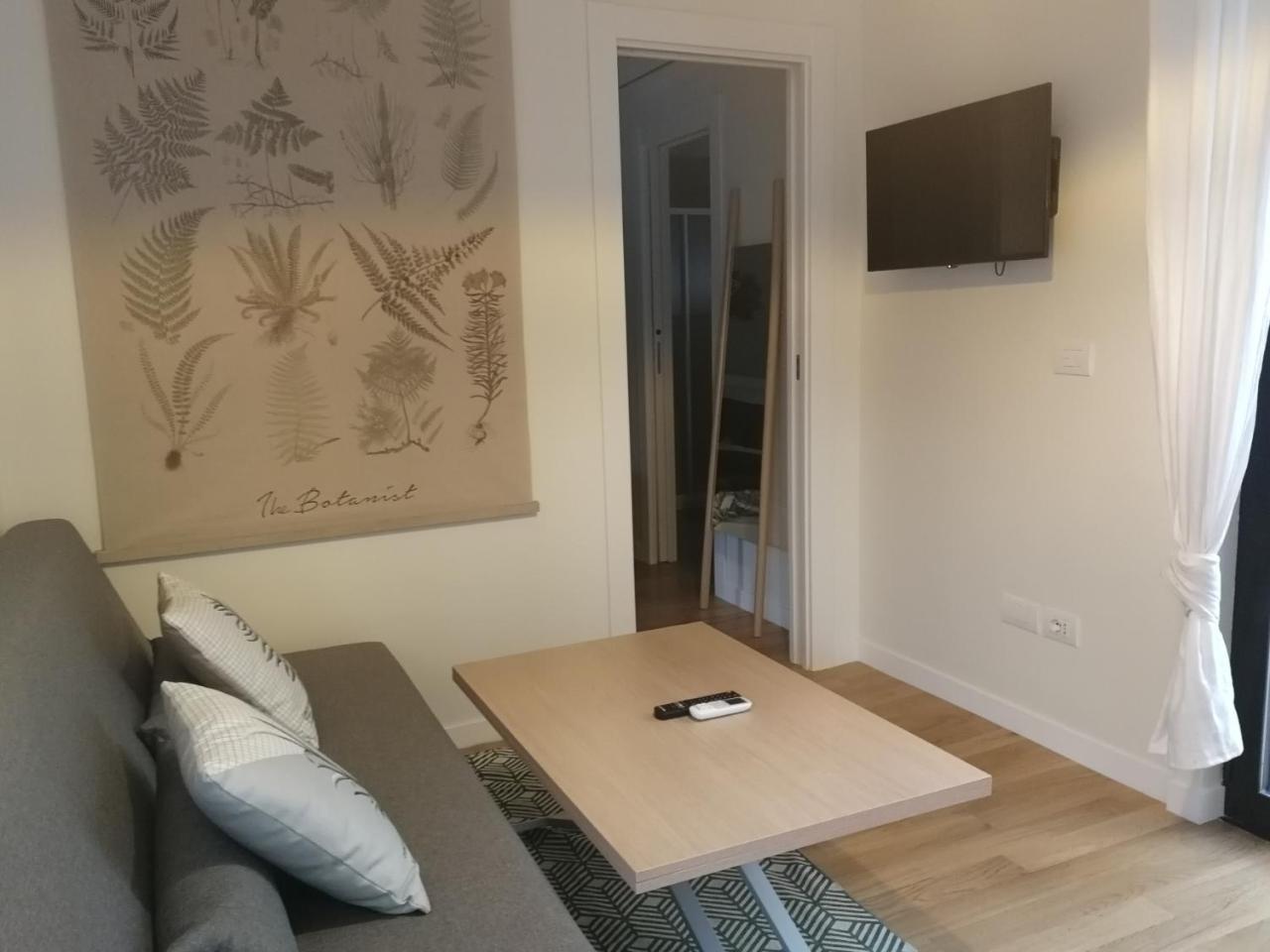 Gatto Bianco Apartment Бари Экстерьер фото