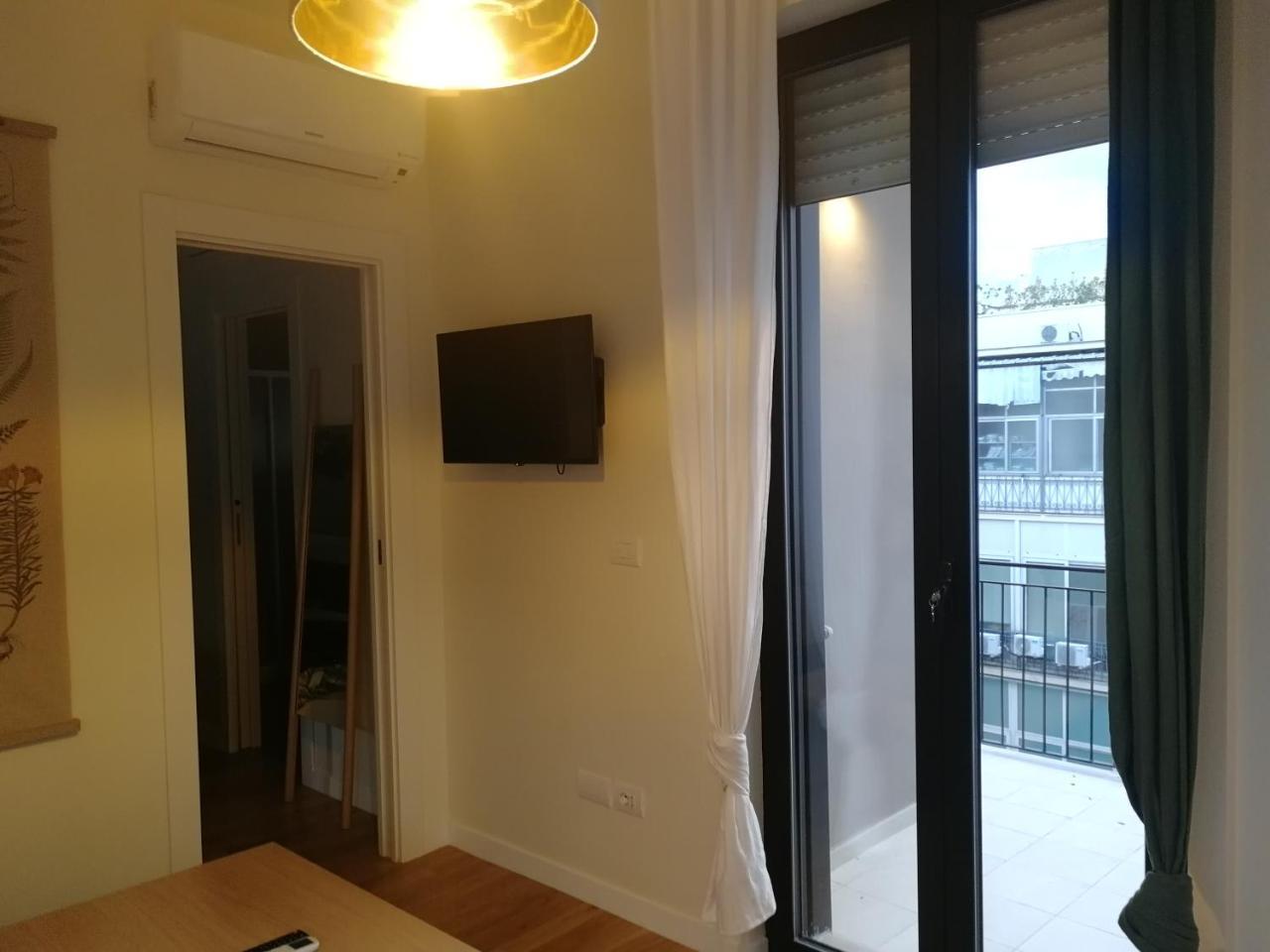 Gatto Bianco Apartment Бари Экстерьер фото