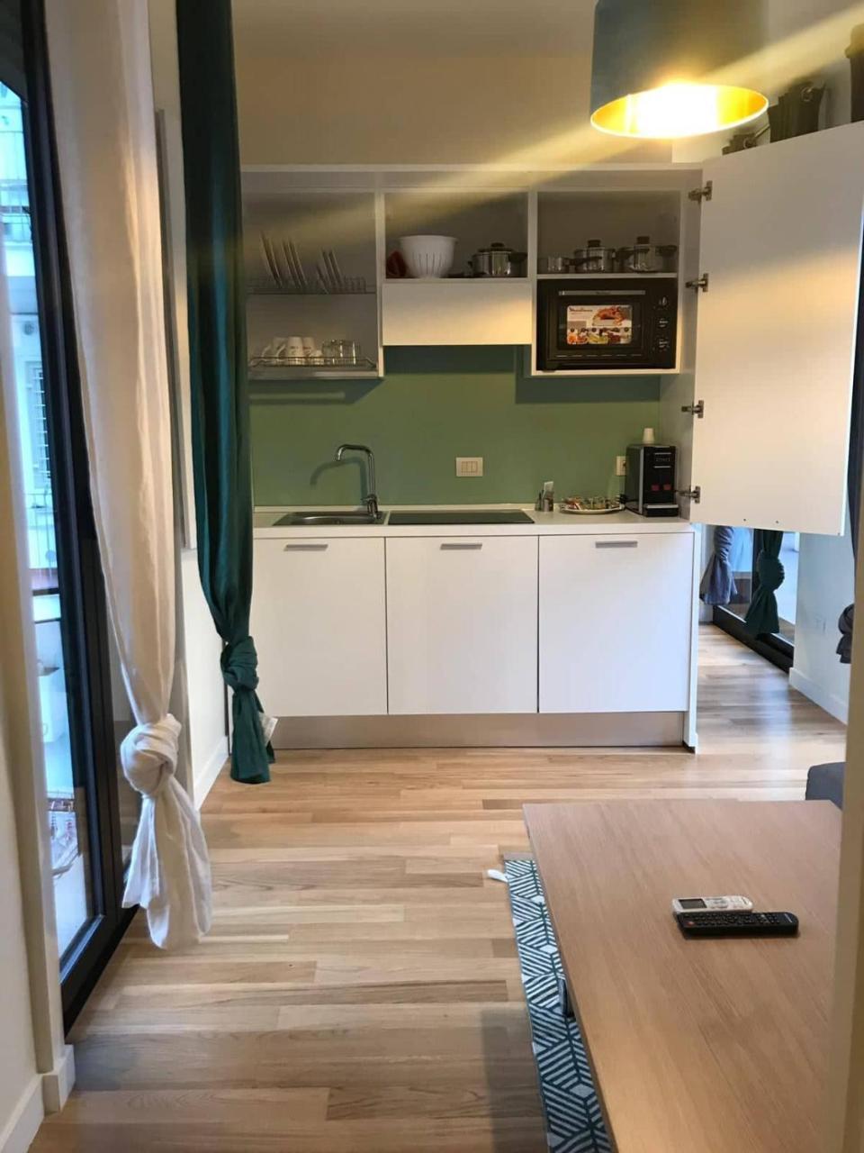 Gatto Bianco Apartment Бари Экстерьер фото