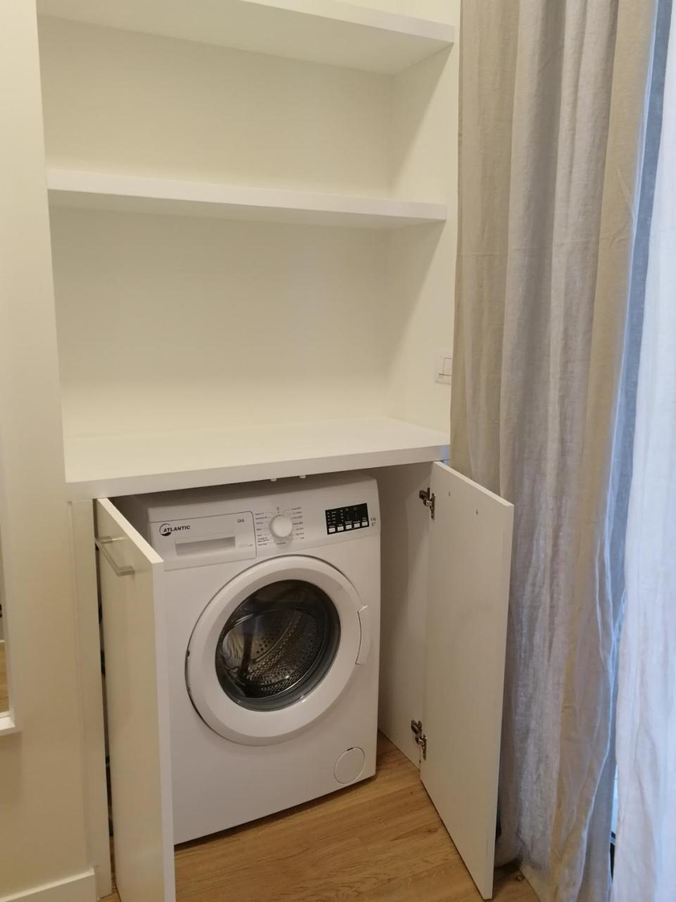 Gatto Bianco Apartment Бари Экстерьер фото