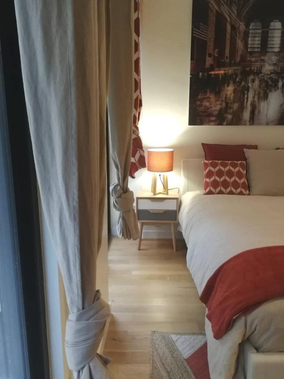 Gatto Bianco Apartment Бари Экстерьер фото